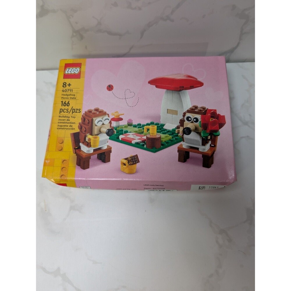 LEGO 40711 Hedgehog Picnic Date Sealed Valentine Set Box Damage 166pc